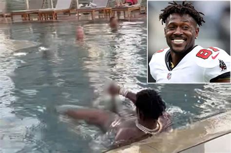 antonia brown pool|Antonio Brown Reacts After He Exposes Himself At。